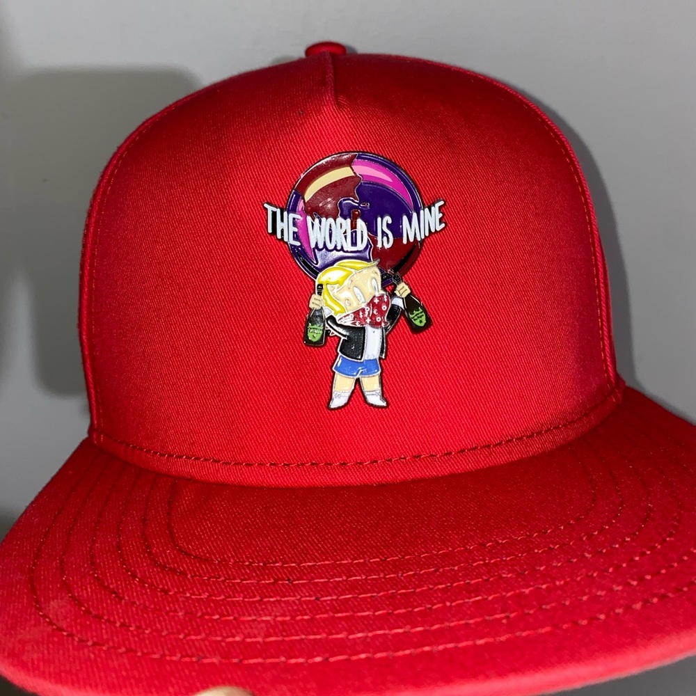 Im selling this cashonly "the world is mine" from culiacan sinaloa.